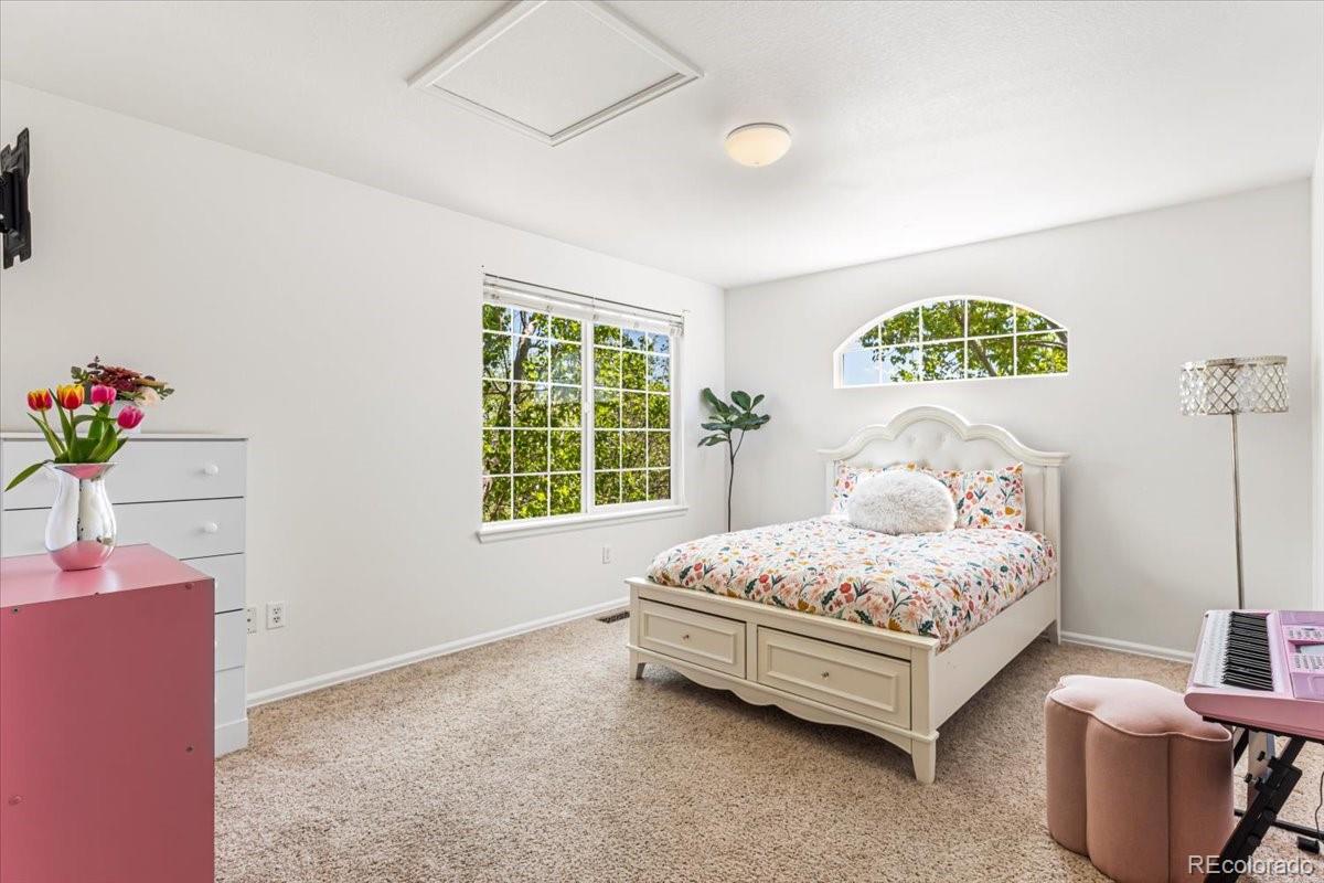 MLS Image #22 for 22045 e hoover drive,aurora, Colorado