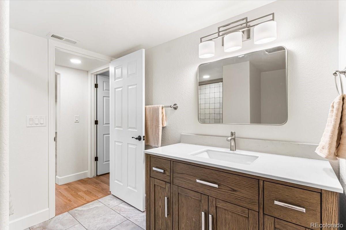 MLS Image #30 for 22045 e hoover drive,aurora, Colorado