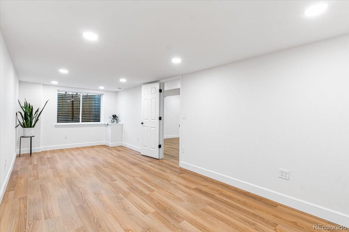 MLS Image #32 for 22045 e hoover drive,aurora, Colorado