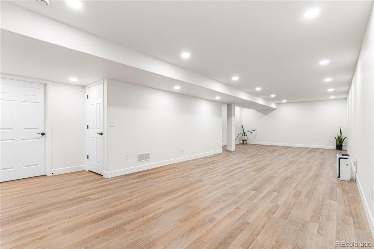 MLS Image #4 for 22045 e hoover drive,aurora, Colorado