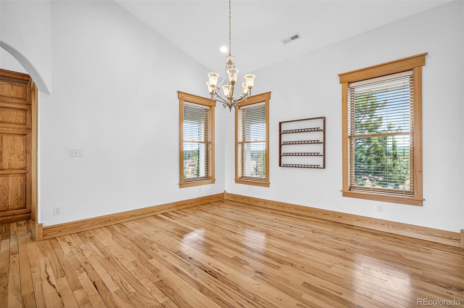 MLS Image #14 for 18220  clydesdale road,colorado springs, Colorado