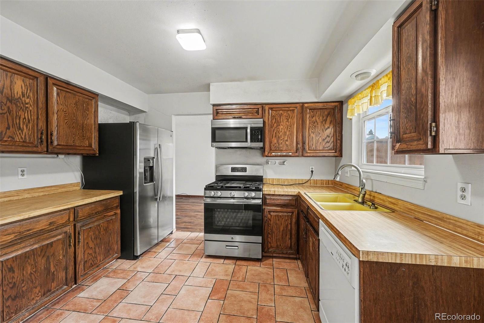 MLS Image #17 for 2594 e geddes avenue ,centennial, Colorado