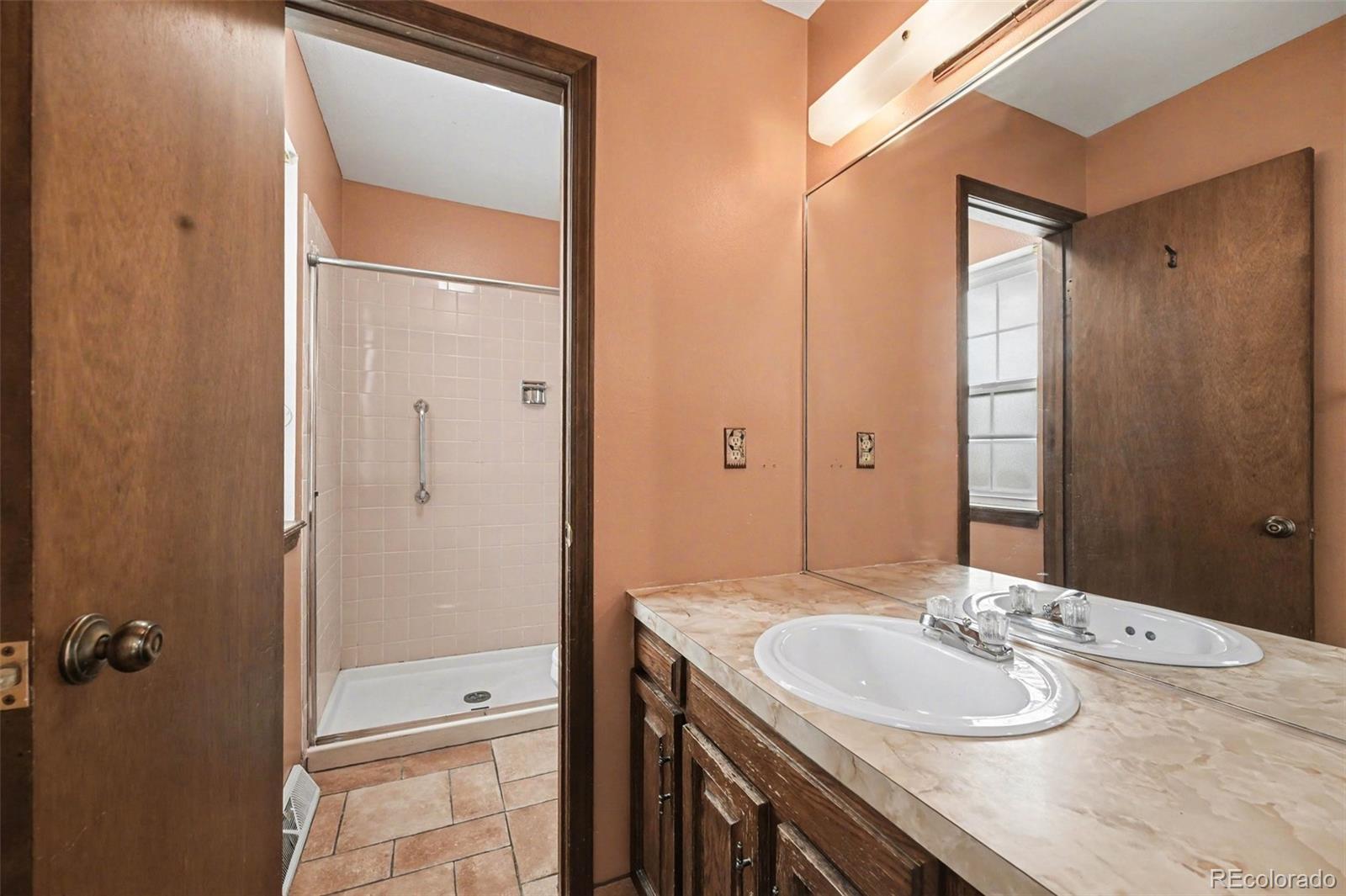 MLS Image #27 for 2594 e geddes avenue ,centennial, Colorado