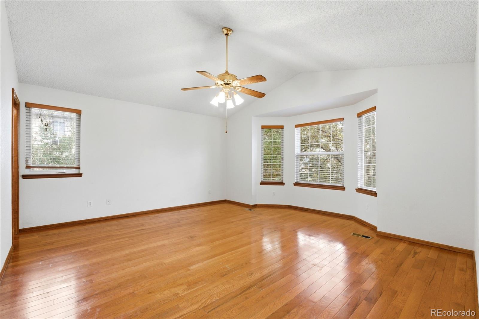 MLS Image #22 for 2235 s waco street,aurora, Colorado