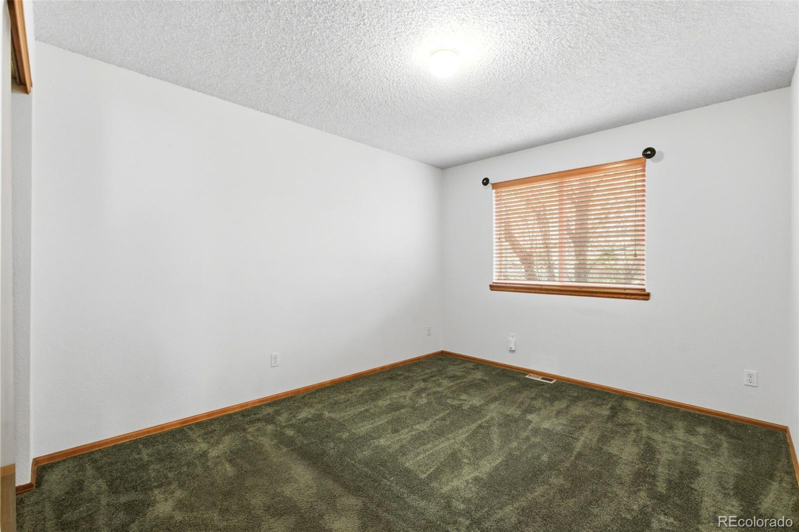 MLS Image #31 for 2235 s waco street,aurora, Colorado