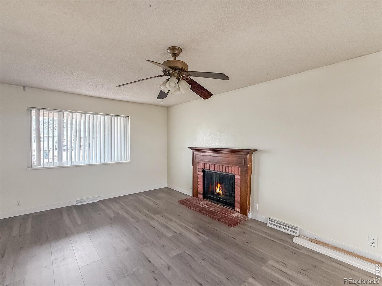 MLS Image #2 for 240  villa vista street,sterling, Colorado