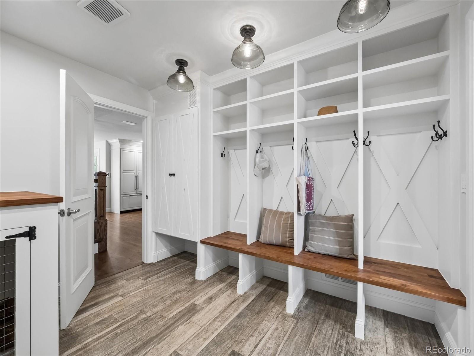 MLS Image #5 for 7332 s ivanhoe court,centennial, Colorado