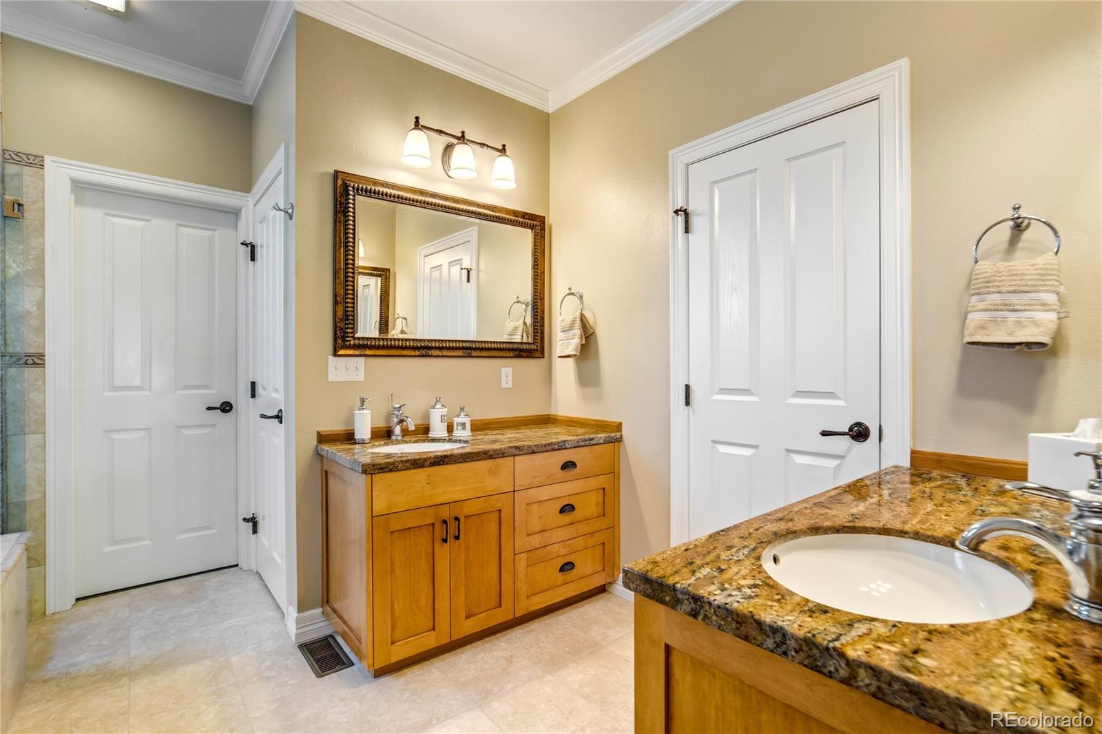 MLS Image #24 for 2274 s ogden street,denver, Colorado