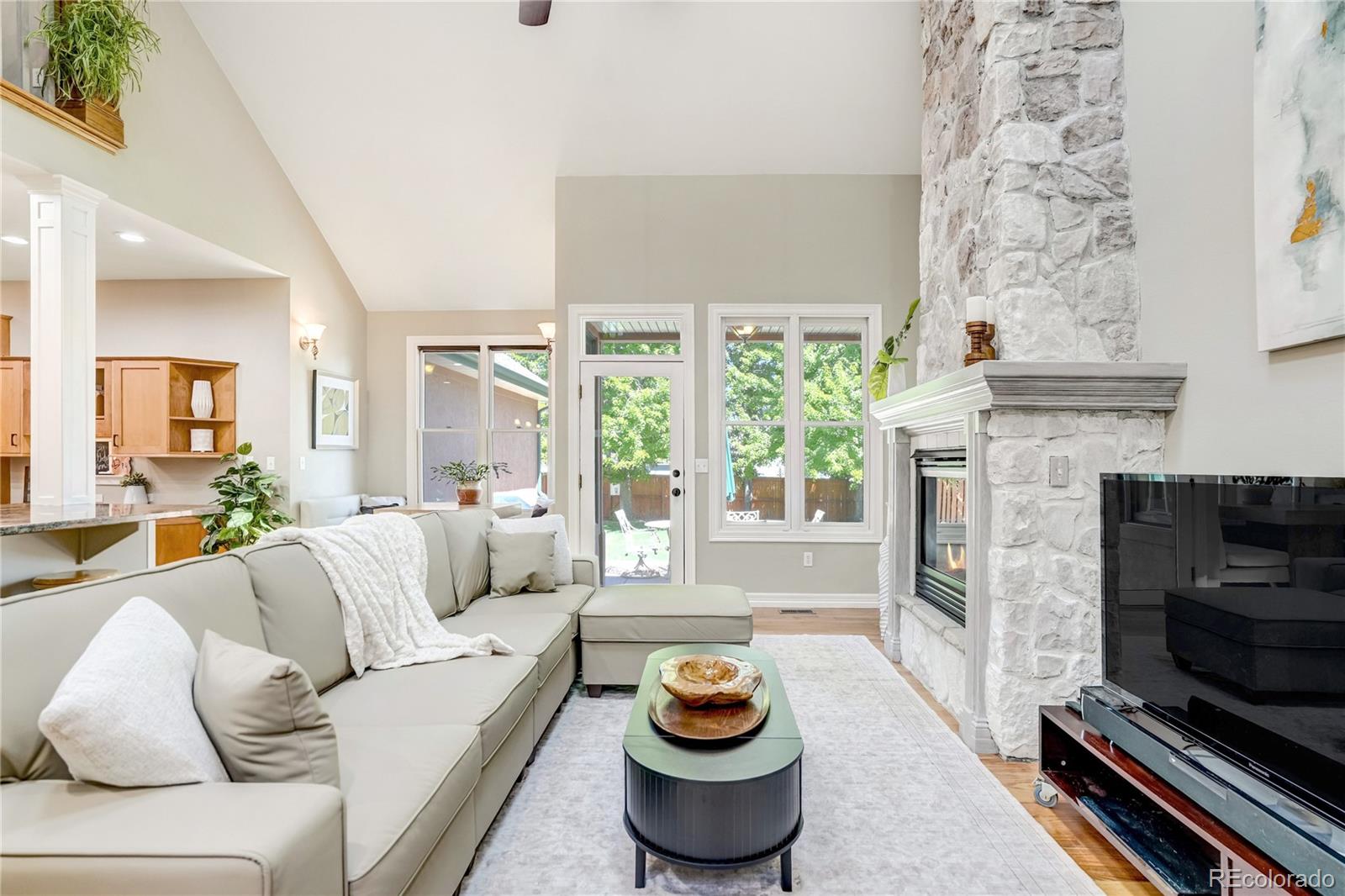 MLS Image #4 for 2274 s ogden street,denver, Colorado