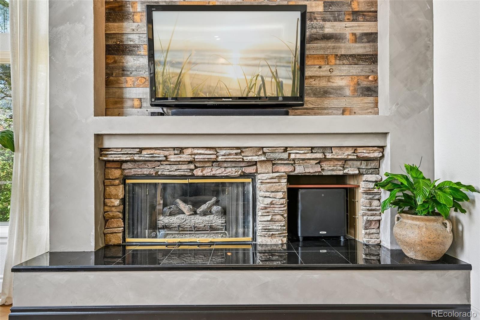 MLS Image #4 for 9315  sulton court,highlands ranch, Colorado
