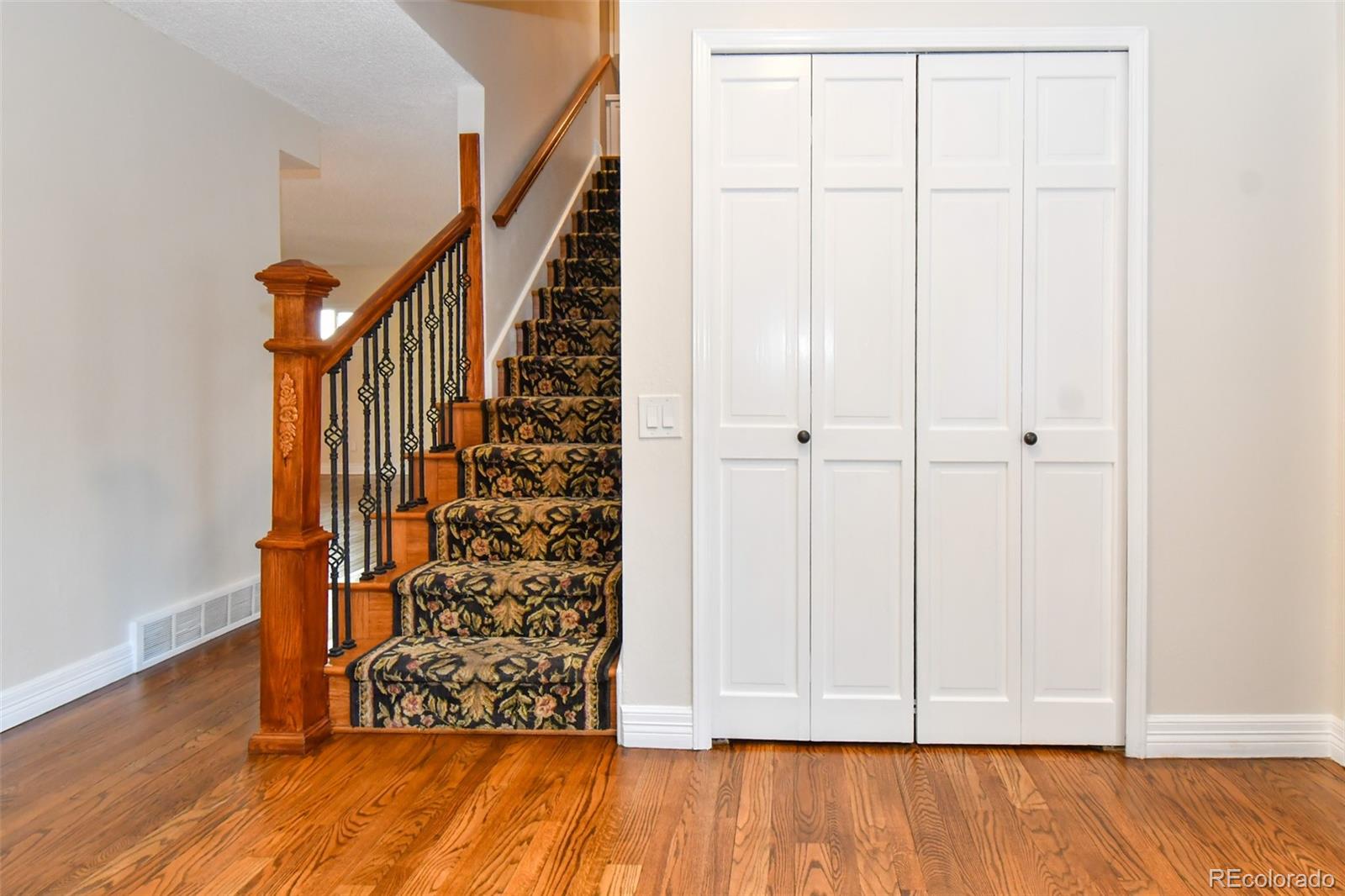 MLS Image #38 for 2889  newark place,aurora, Colorado