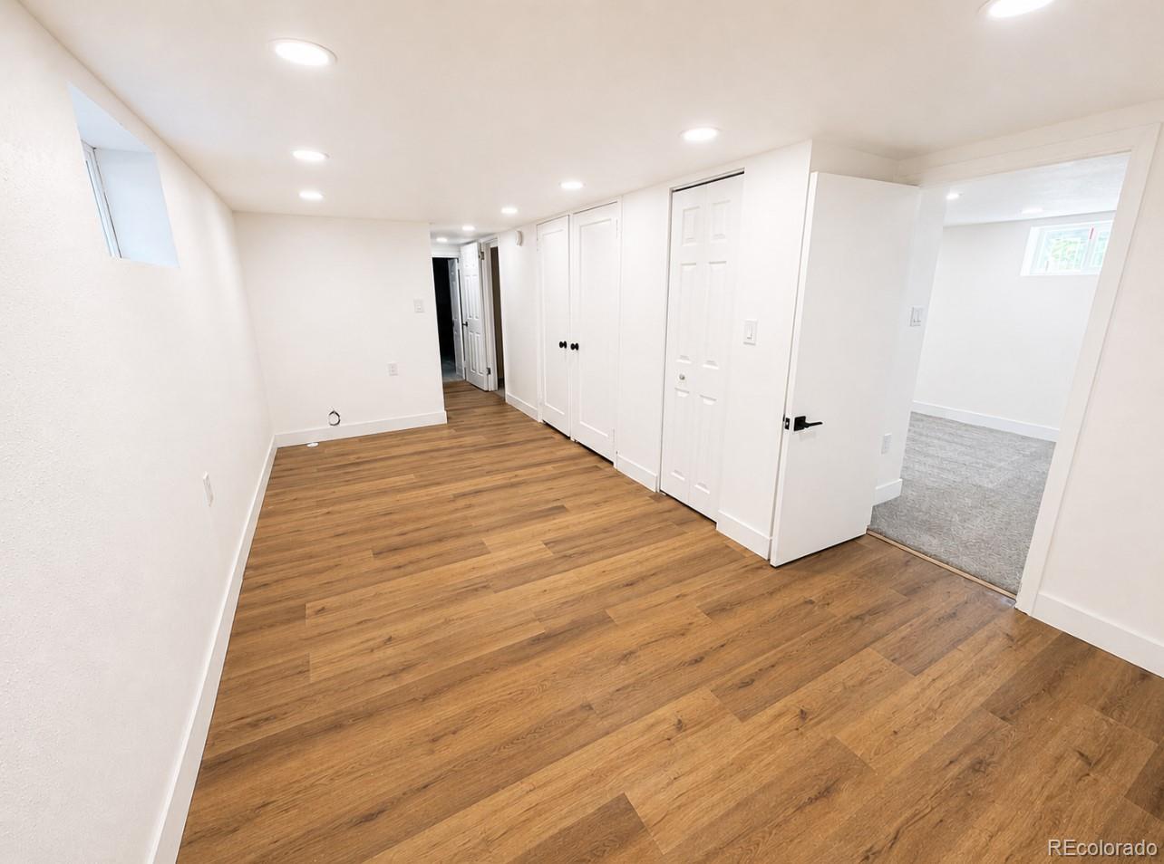 MLS Image #16 for 1315 s knox court,denver, Colorado