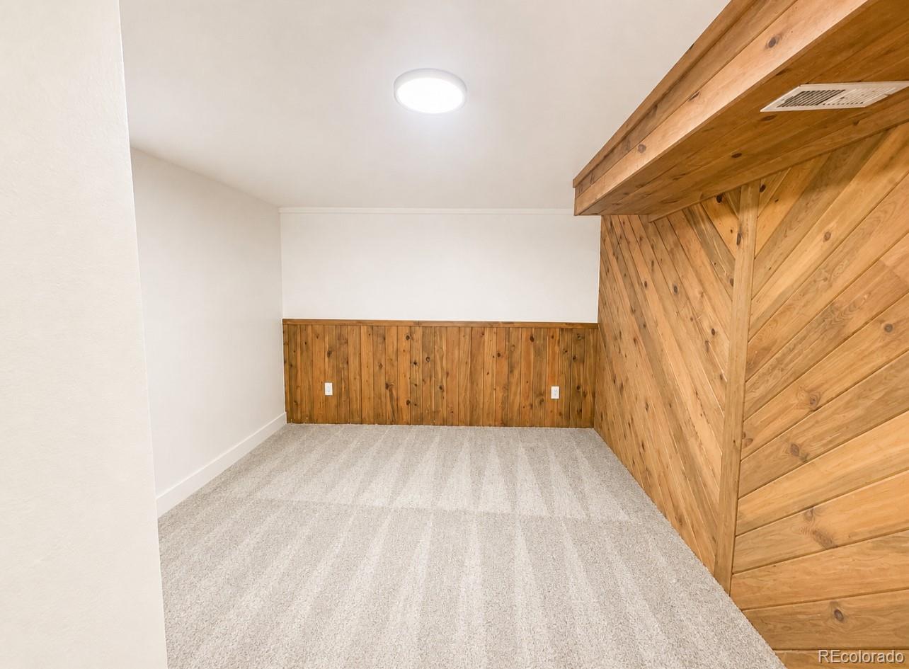 MLS Image #22 for 1315 s knox court,denver, Colorado