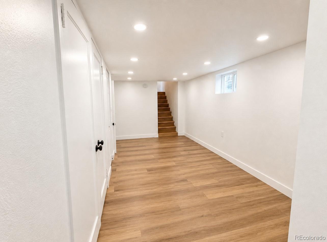 MLS Image #26 for 1315 s knox court,denver, Colorado