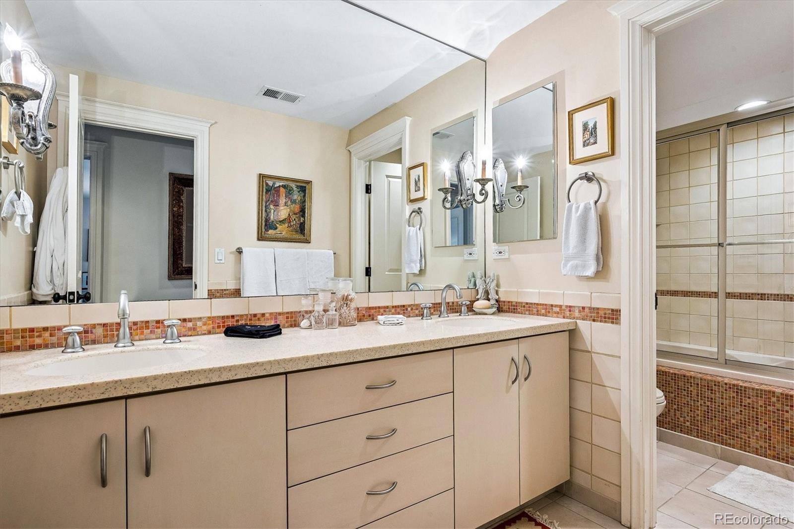 MLS Image #41 for 401  jasmine street,denver, Colorado
