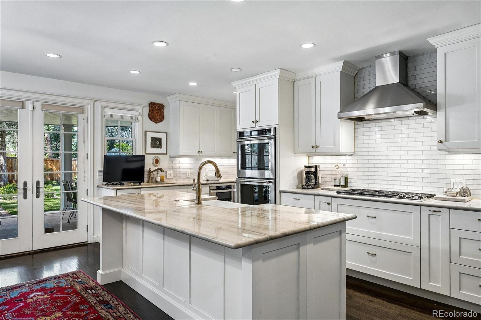 MLS Image #9 for 401  jasmine street,denver, Colorado