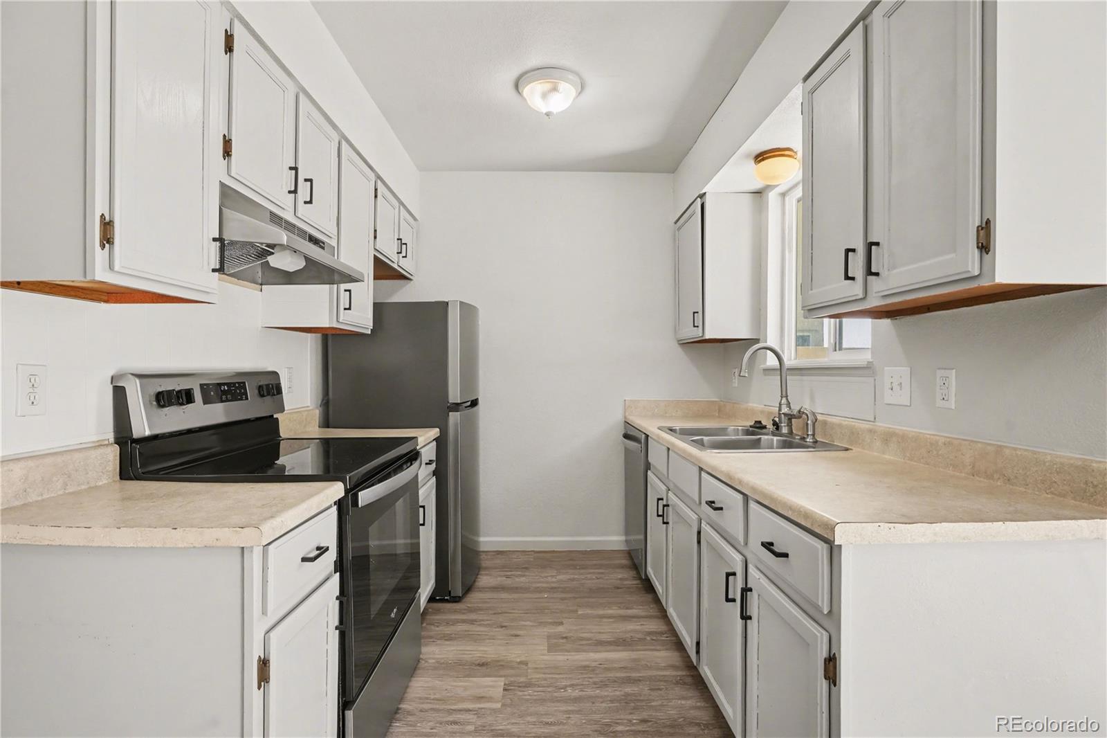 MLS Image #1 for 20  pineridge court,pueblo, Colorado