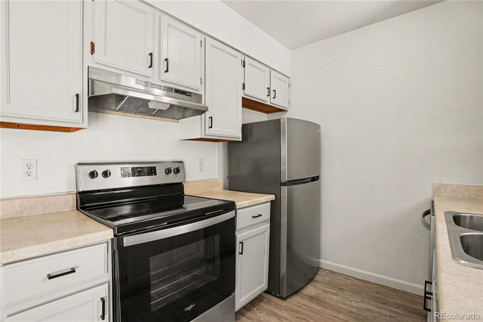 MLS Image #5 for 20  pineridge court,pueblo, Colorado