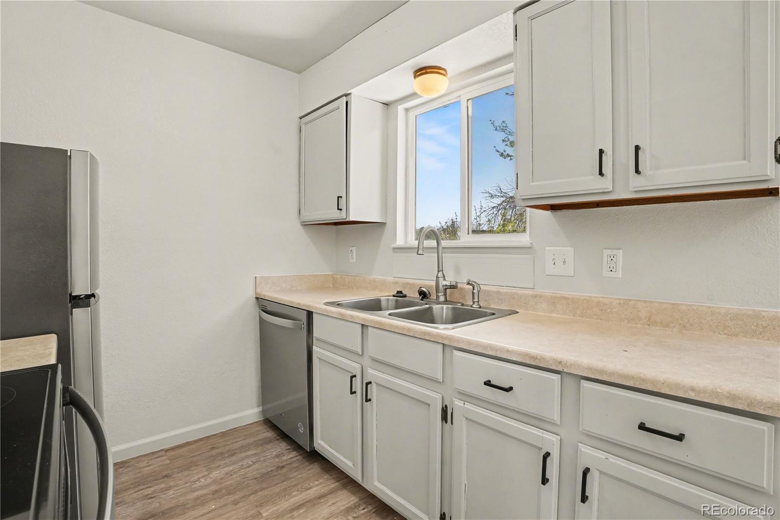 MLS Image #7 for 20  pineridge court,pueblo, Colorado