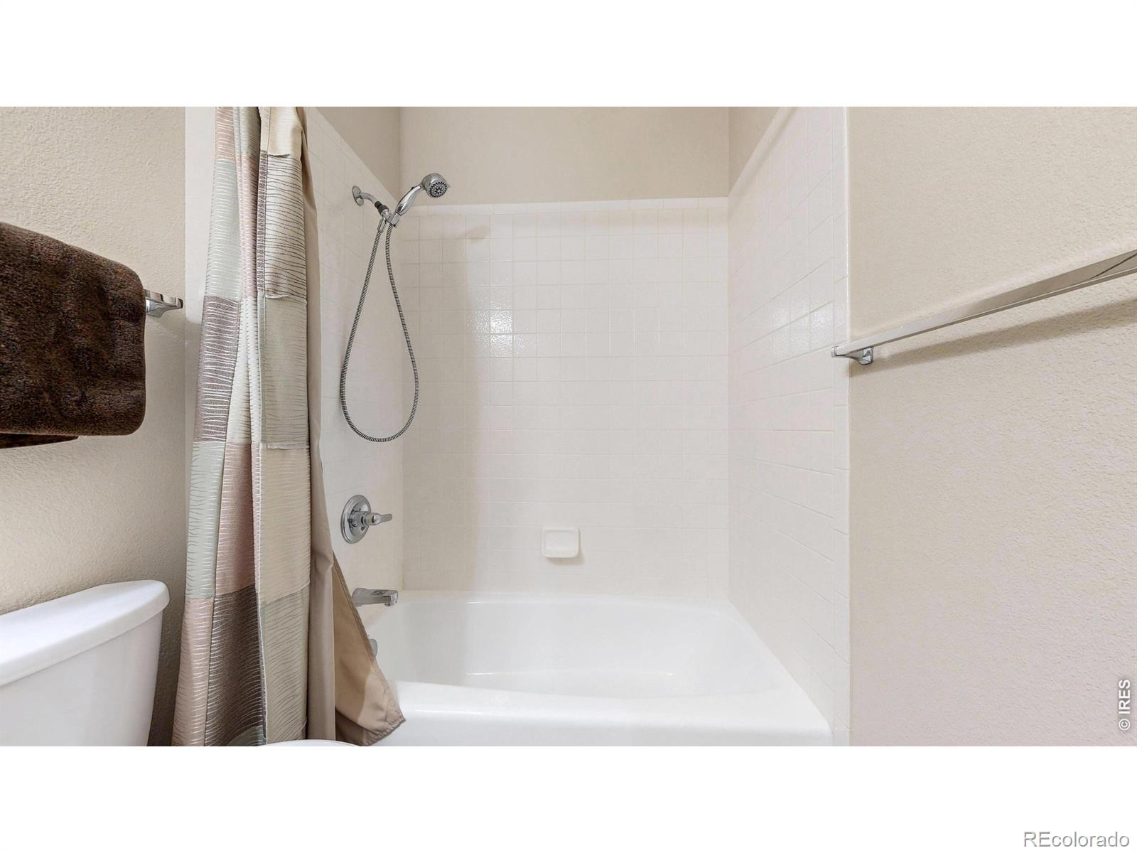 MLS Image #16 for 2368  woody creek circle,loveland, Colorado