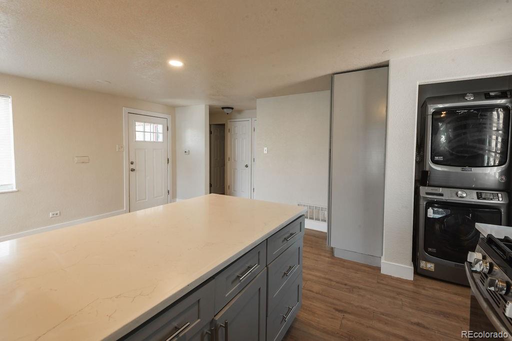 MLS Image #5 for 1564  verbena street,denver, Colorado