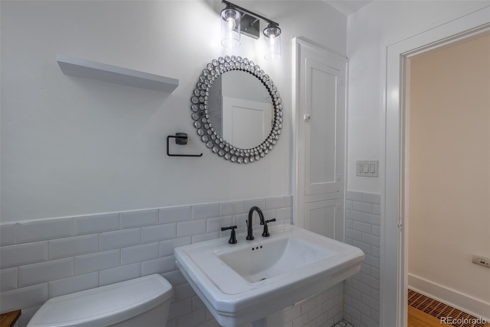MLS Image #11 for 1734 s franklin street,denver, Colorado