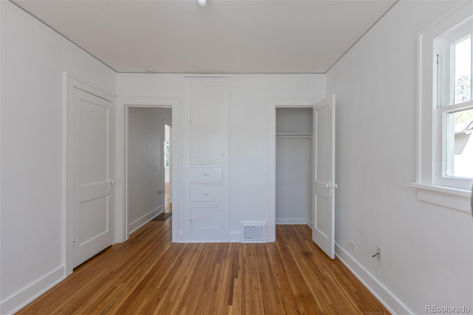 MLS Image #13 for 1734 s franklin street,denver, Colorado