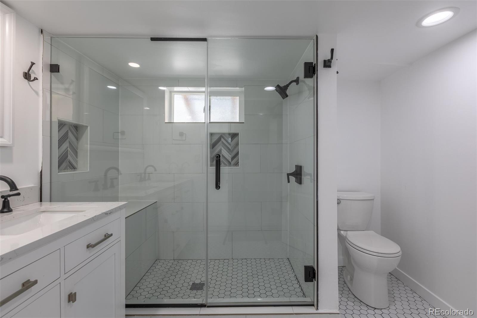 MLS Image #20 for 1734 s franklin street,denver, Colorado