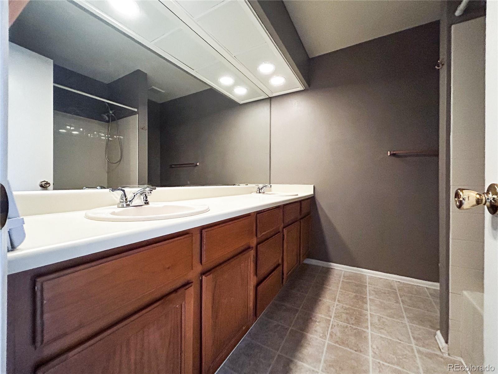 MLS Image #18 for 7687  elmwood street,littleton, Colorado