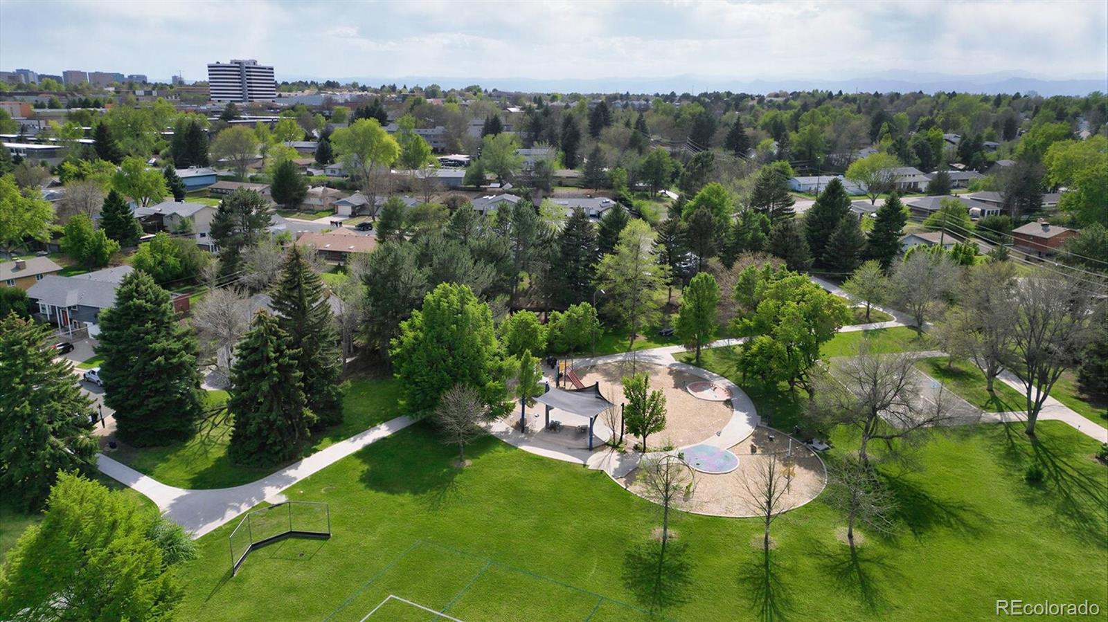 MLS Image #41 for 3364 s elmira court,denver, Colorado