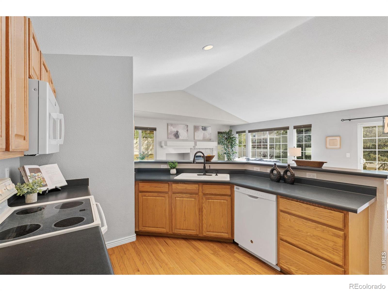 MLS Image #18 for 9695  independence drive ,broomfield, Colorado