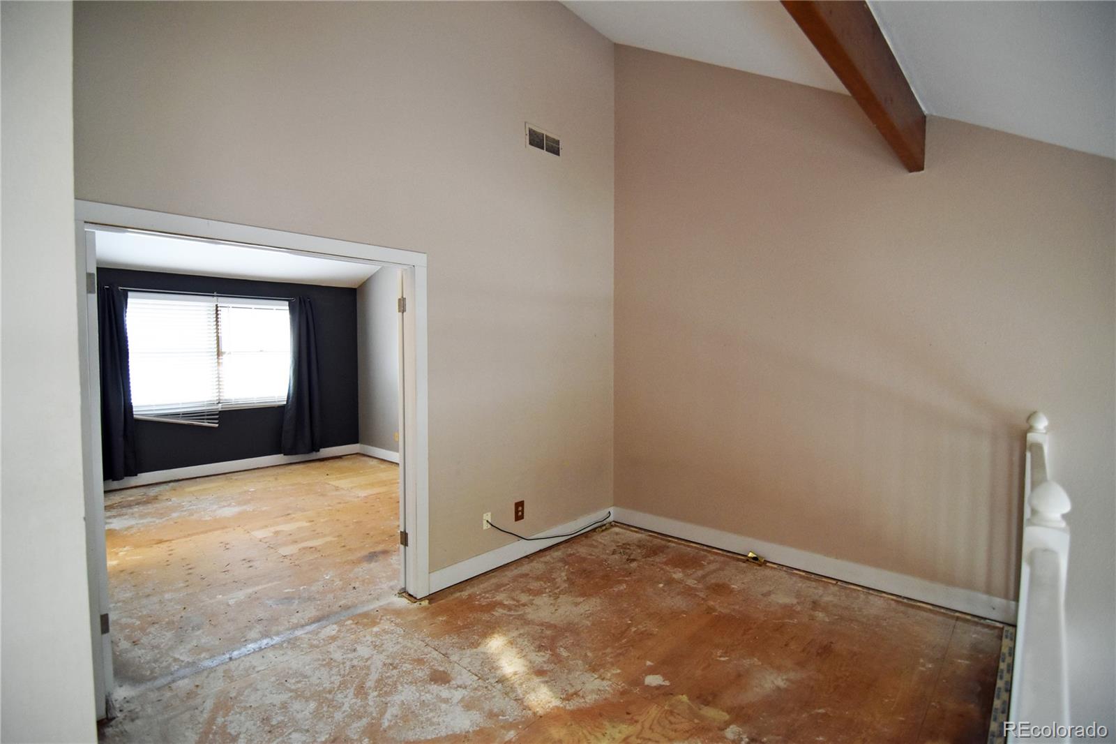 MLS Image #13 for 2343  ranch drive,denver, Colorado