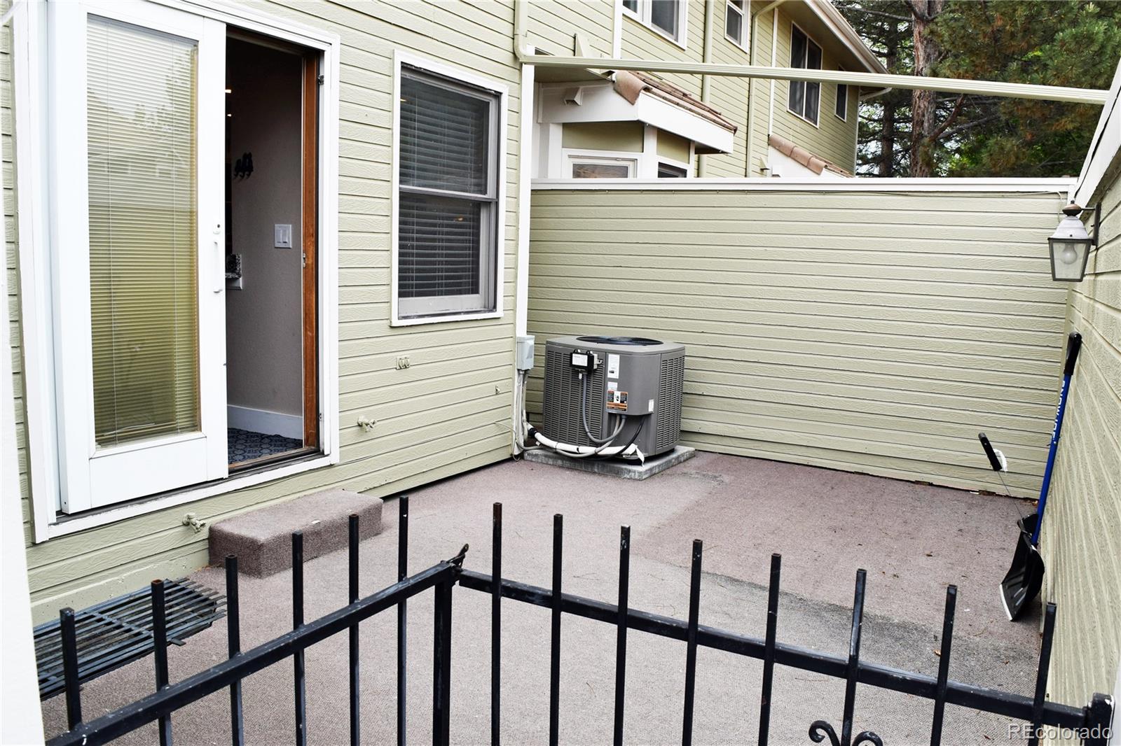 MLS Image #2 for 2343  ranch drive,denver, Colorado
