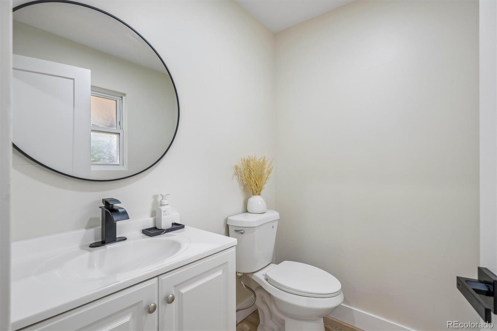 MLS Image #14 for 1972 s wolcott court,denver, Colorado