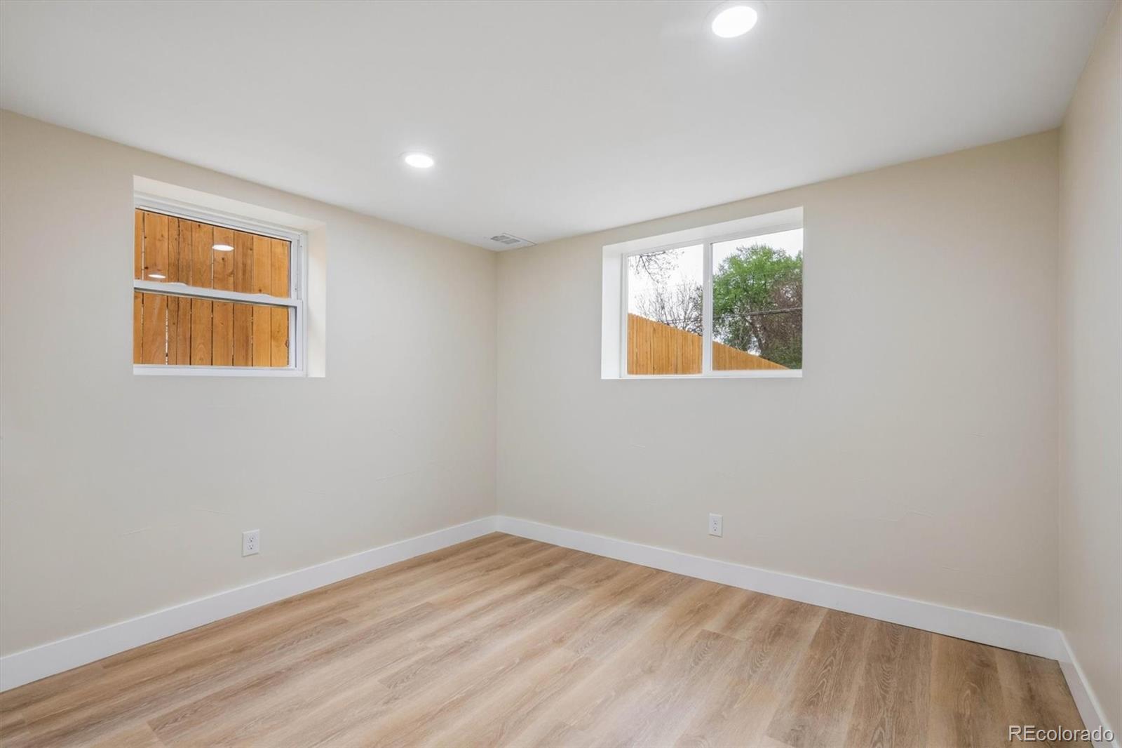 MLS Image #22 for 1972 s wolcott court,denver, Colorado