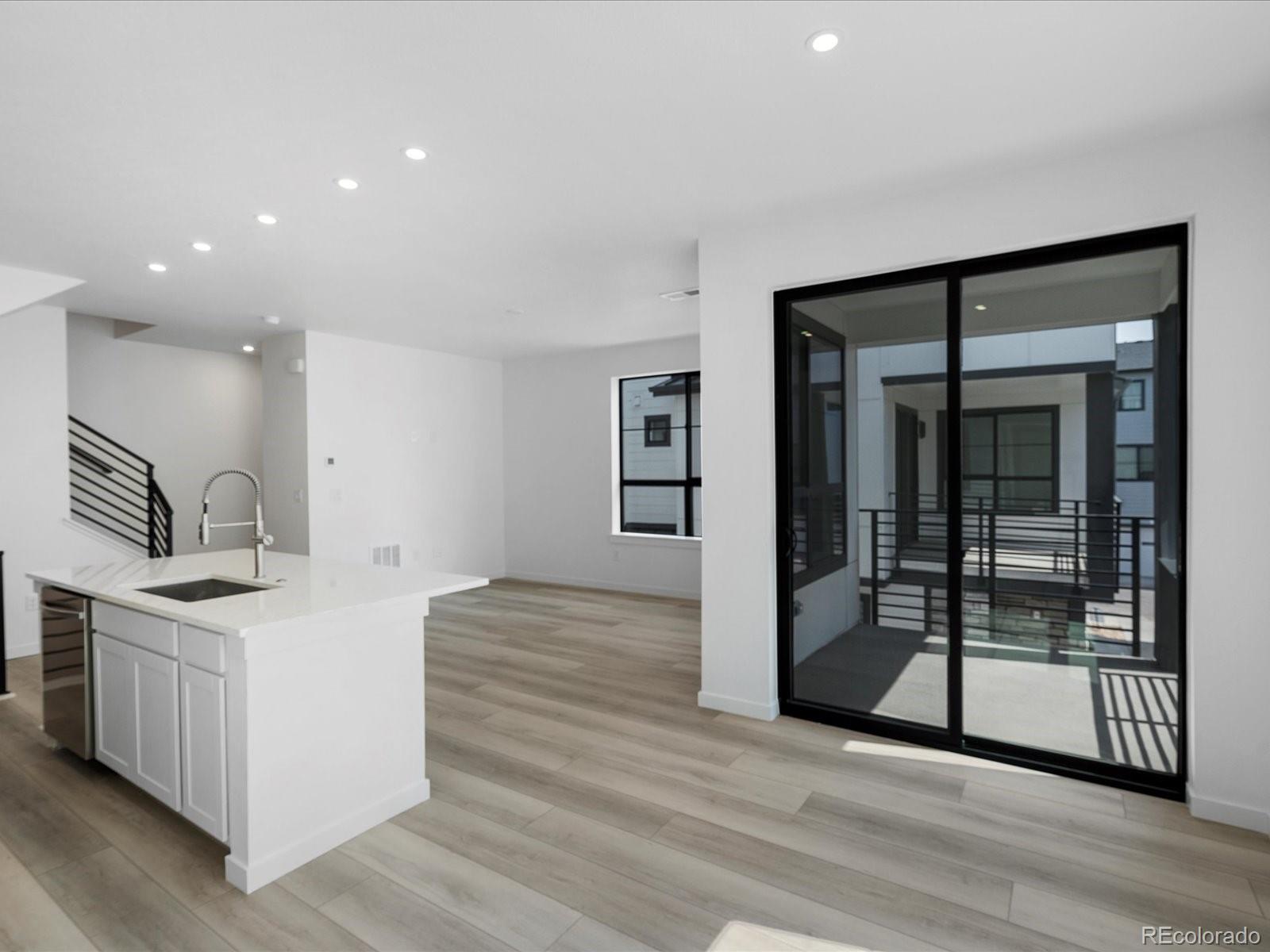 MLS Image #5 for 2020 s holly street,denver, Colorado