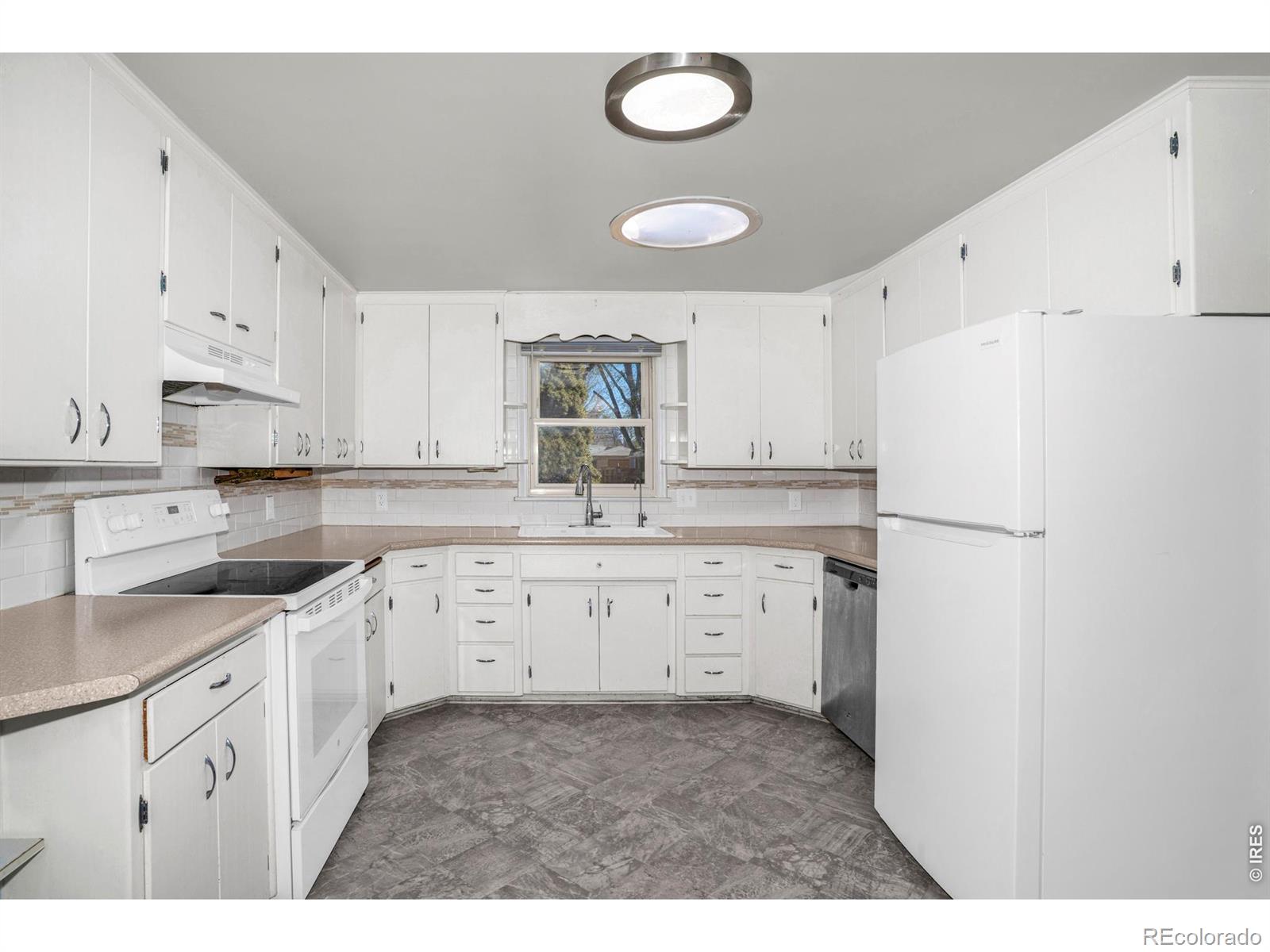 MLS Image #15 for 1229  sherman street,longmont, Colorado
