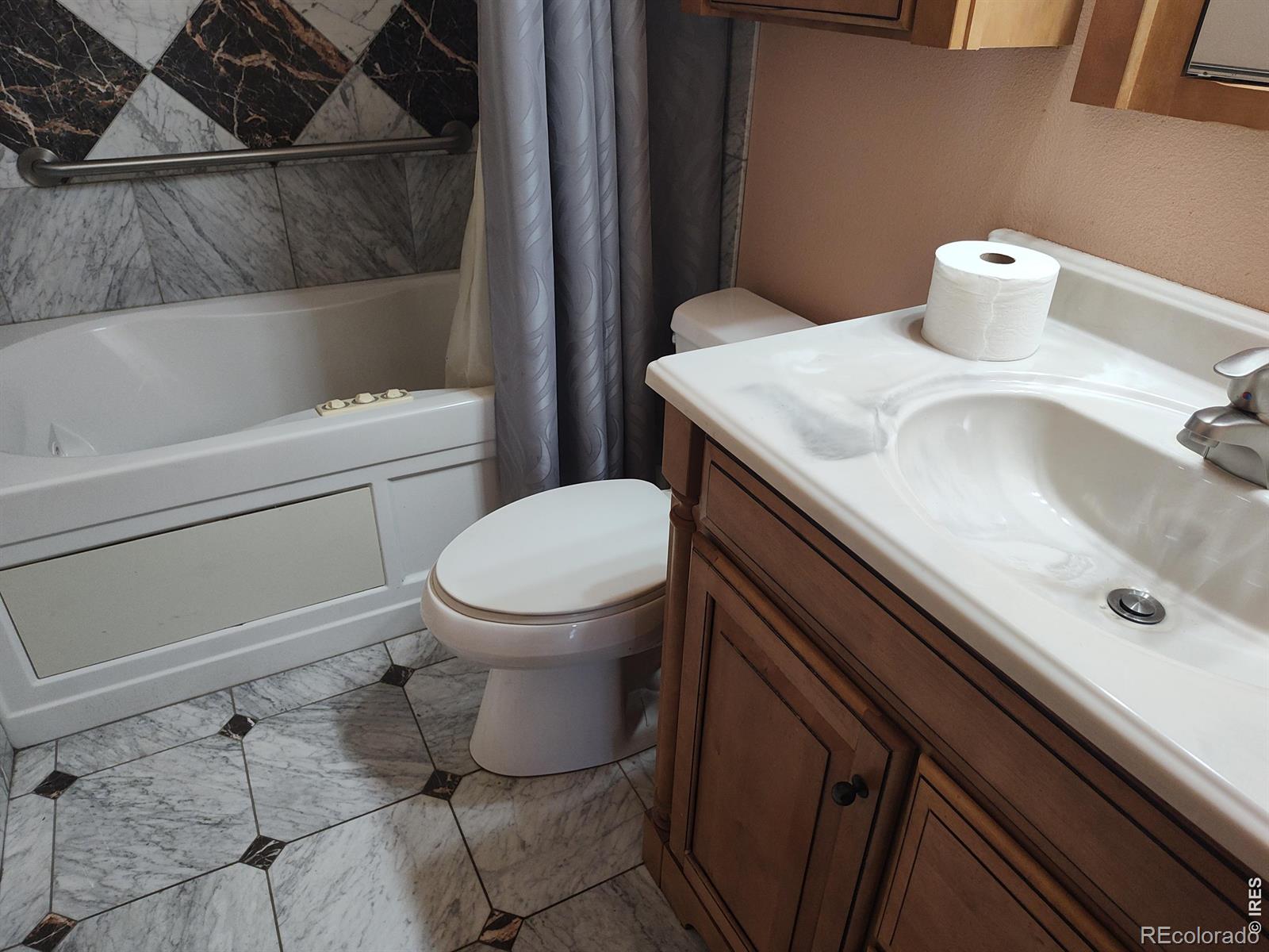 MLS Image #20 for 2  forsyth drive,longmont, Colorado
