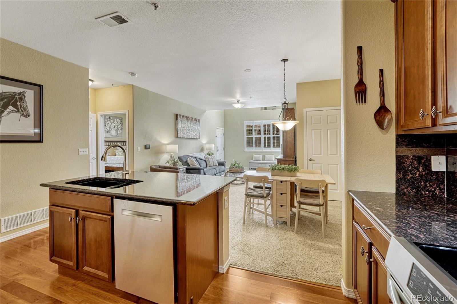 MLS Image #17 for 8460  canyon rim trail 4,englewood, Colorado
