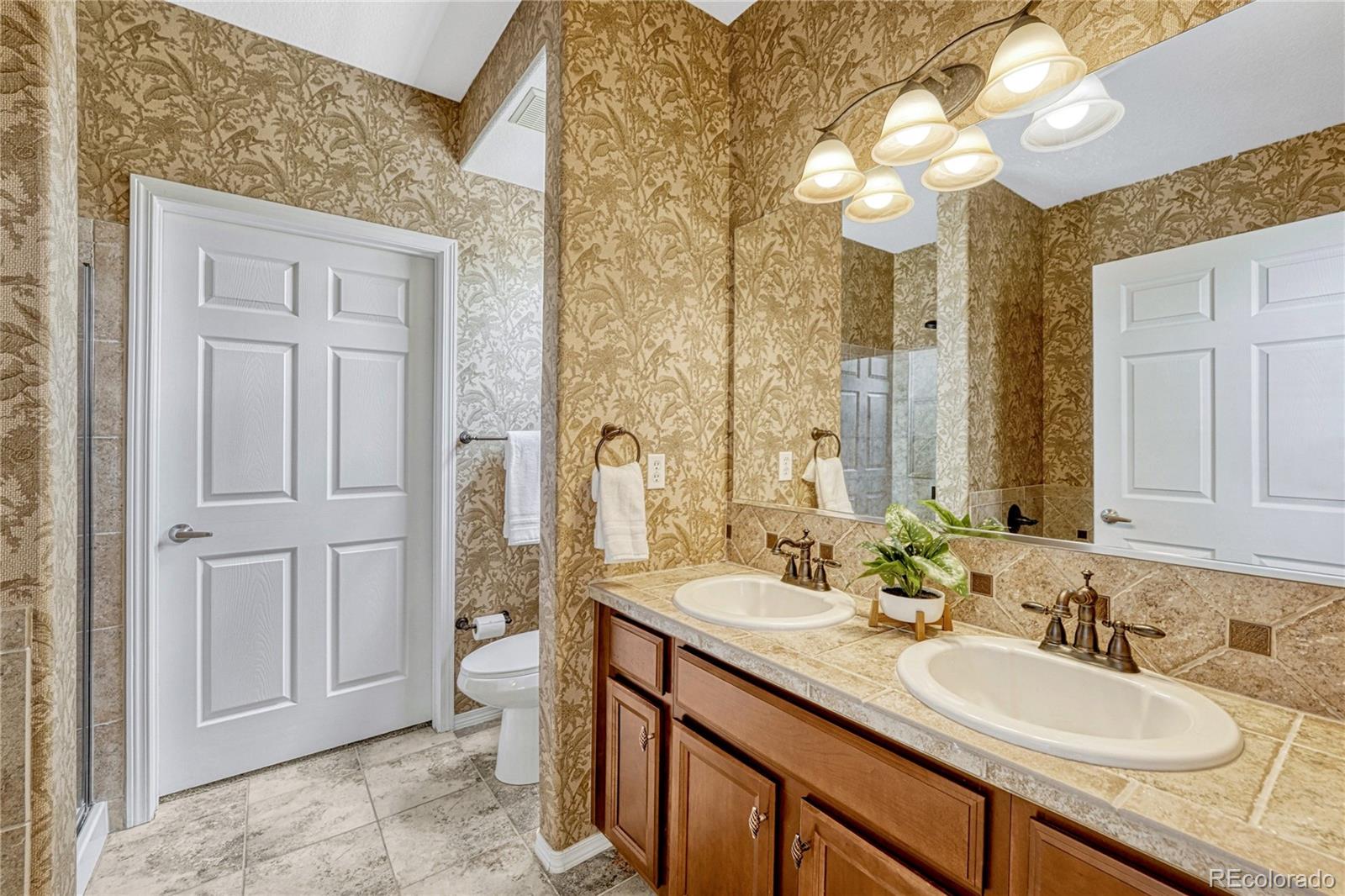 MLS Image #26 for 8460  canyon rim trail 4,englewood, Colorado