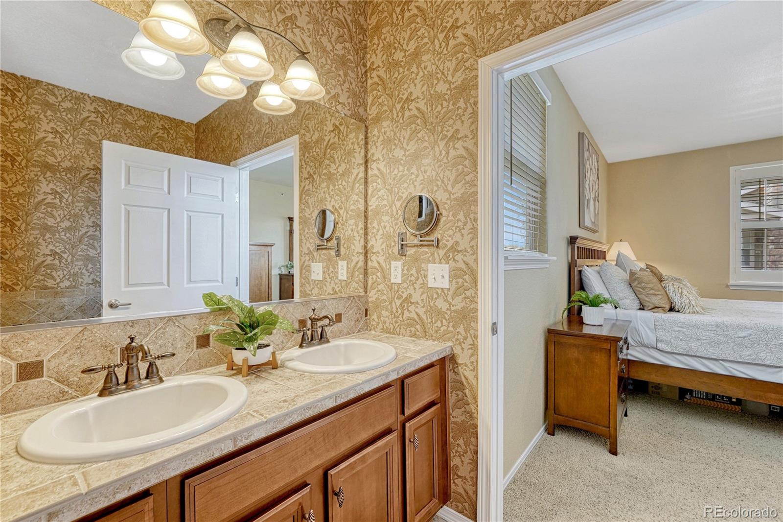 MLS Image #28 for 8460  canyon rim trail 4,englewood, Colorado