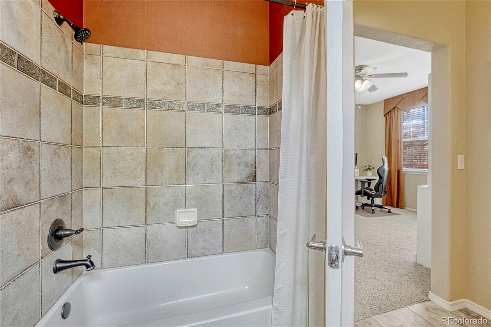 MLS Image #34 for 8460  canyon rim trail 4,englewood, Colorado