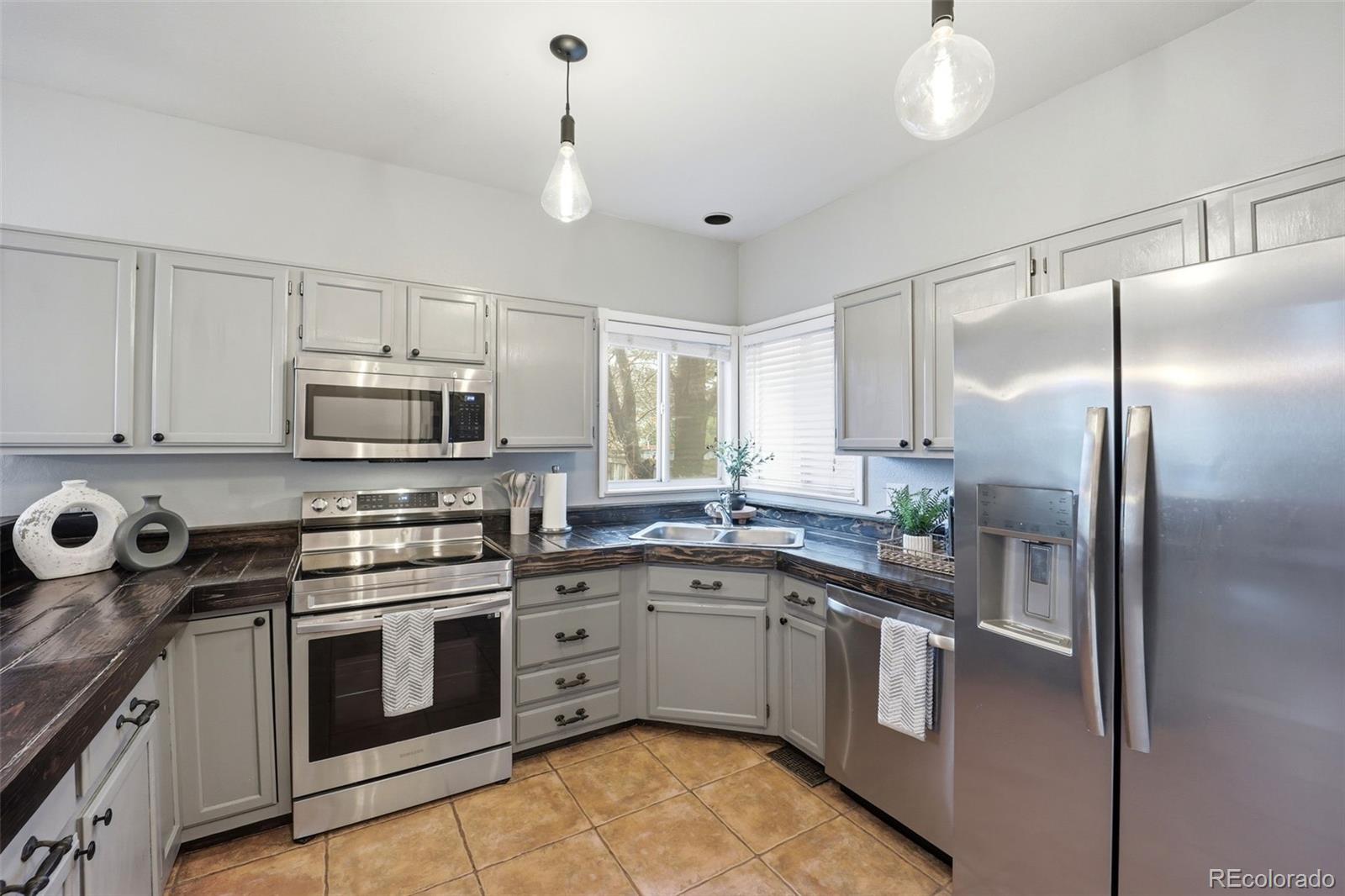 MLS Image #15 for 12934 s molly court,parker, Colorado