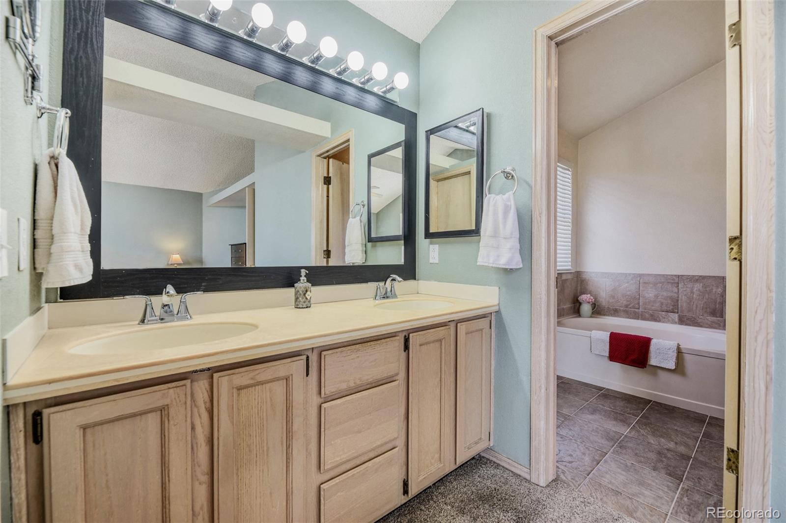 MLS Image #13 for 6285 s van gordon way,littleton, Colorado
