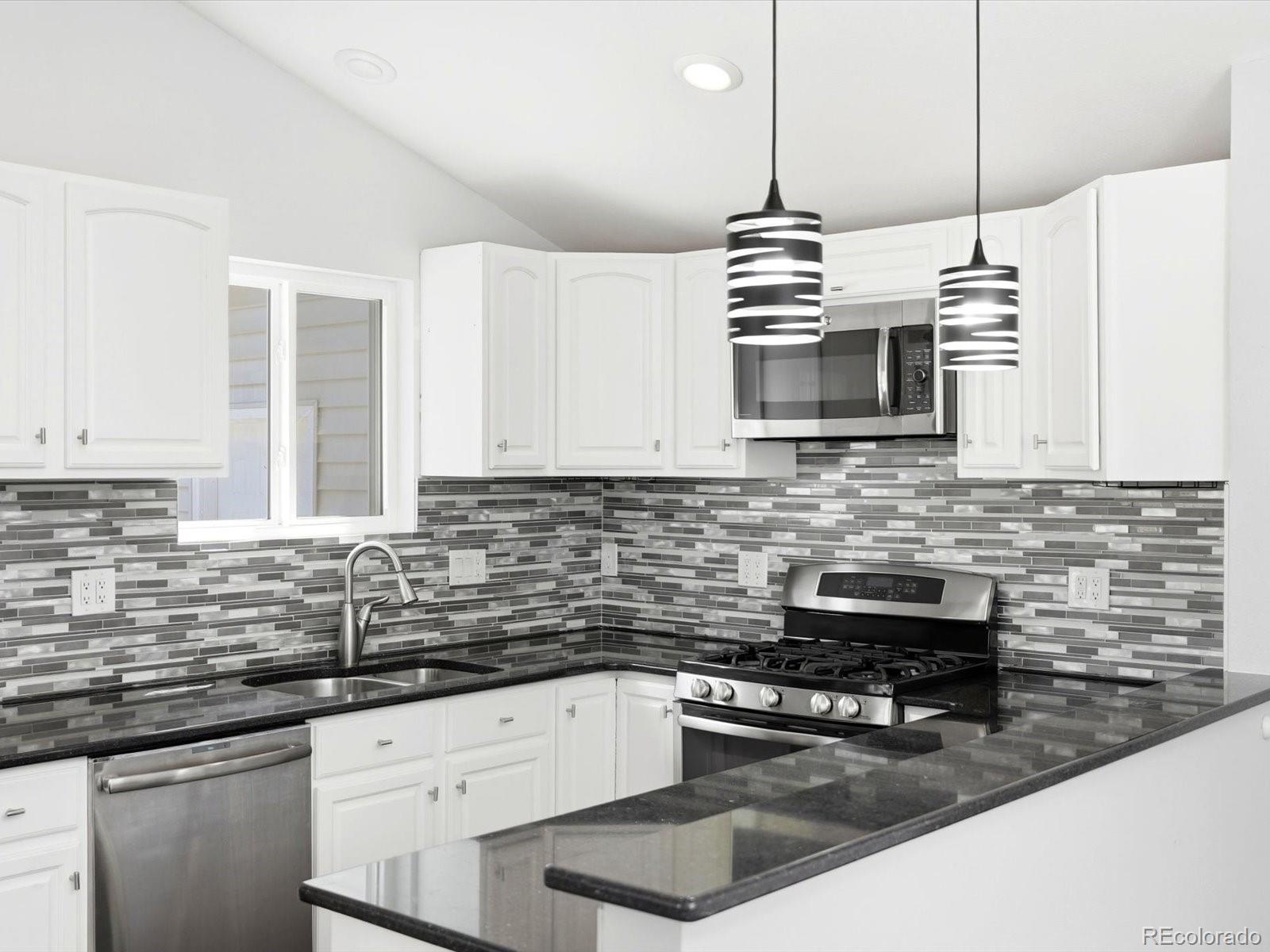 MLS Image #13 for 6691  deframe court,arvada, Colorado
