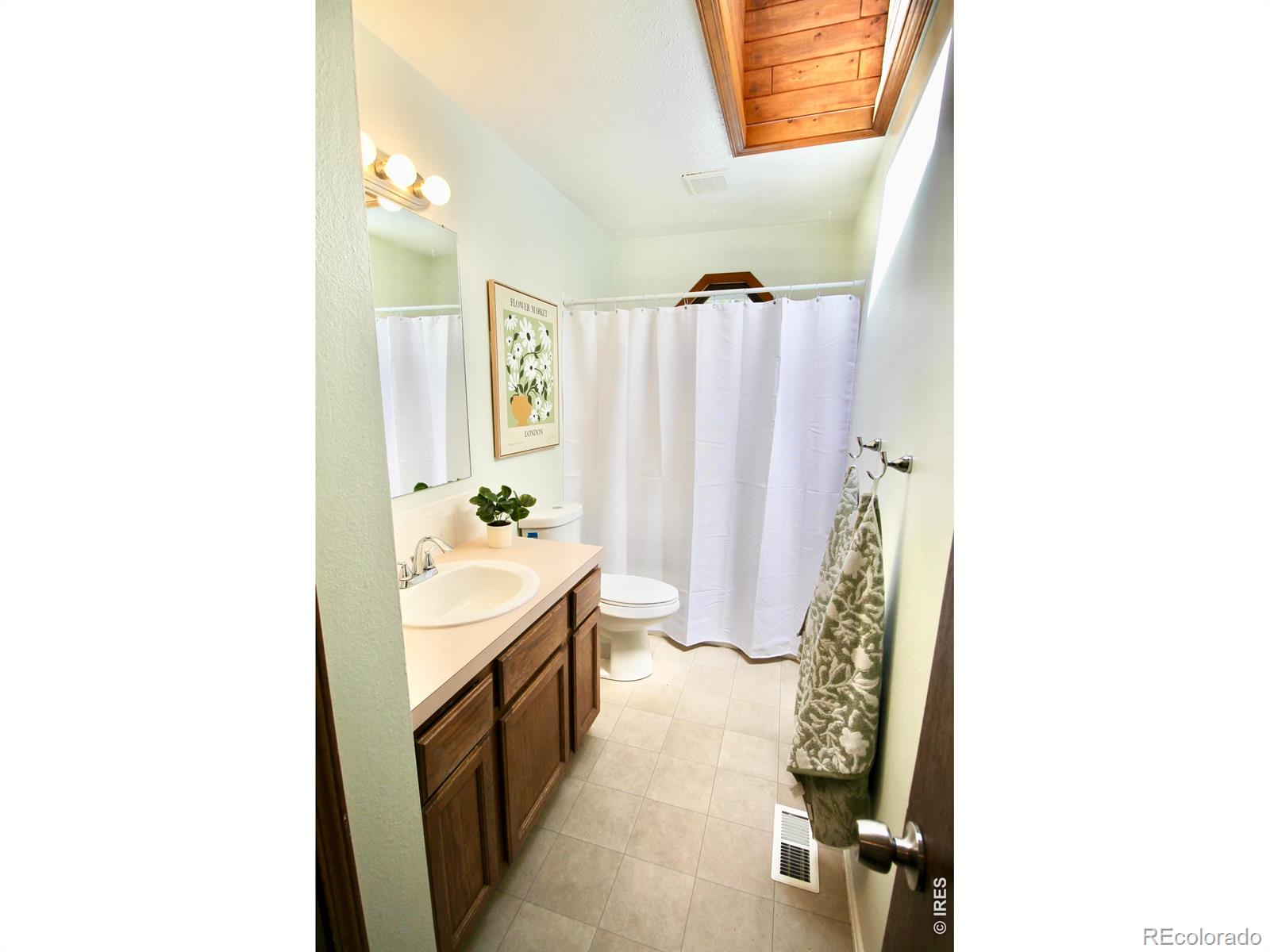 MLS Image #21 for 1609  axial drive,loveland, Colorado