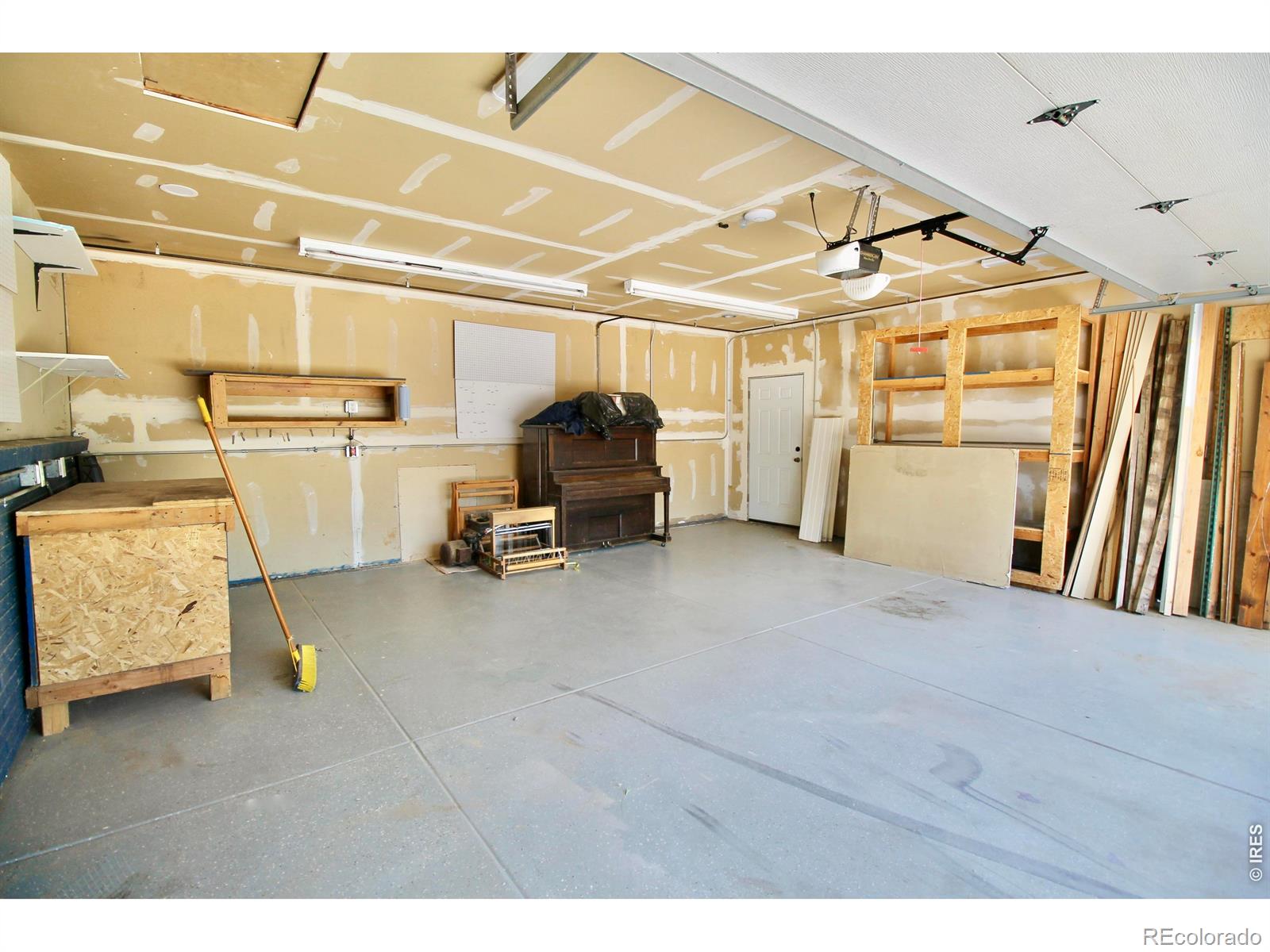 MLS Image #44 for 1609  axial drive,loveland, Colorado