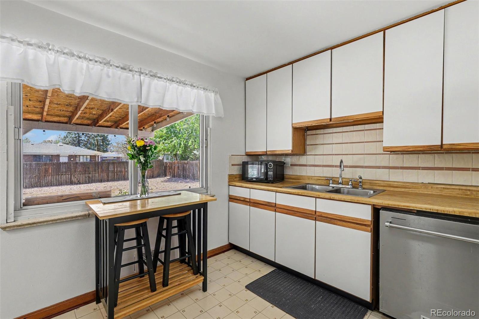 MLS Image #14 for 3061  worchester street,aurora, Colorado