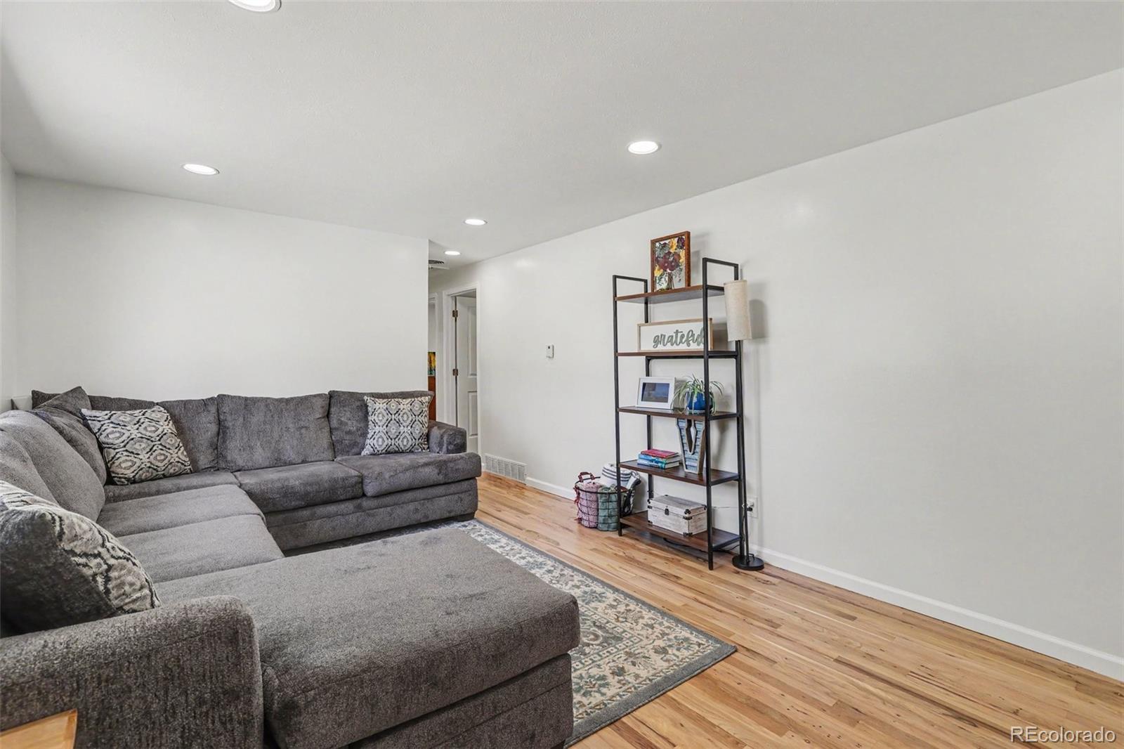 MLS Image #7 for 3061  worchester street,aurora, Colorado