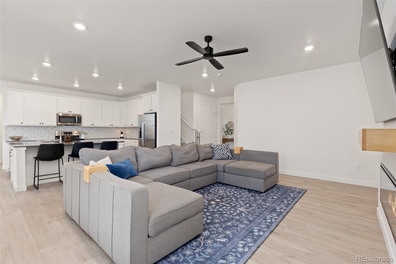 MLS Image #15 for 14813  fairfax street,thornton, Colorado
